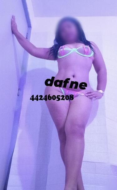 Nena caliente y cachonda ven a mi casa cel 4424605208