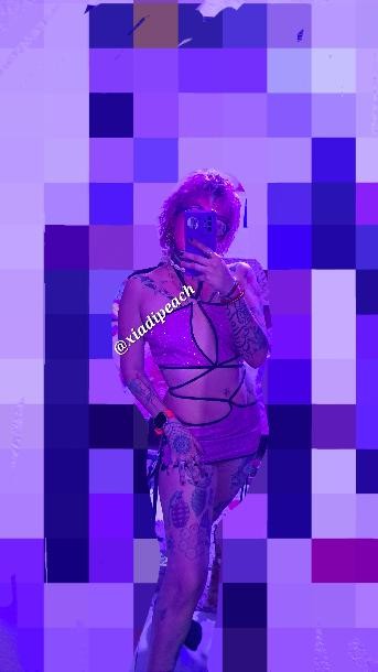 Peach brilloso servicios completos