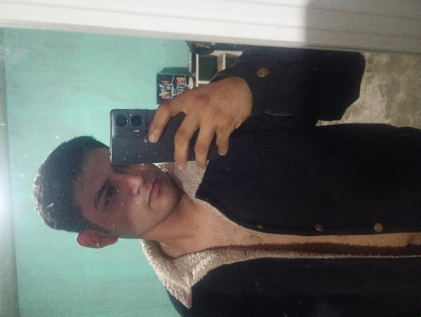 Joven de 23 años que le gusta coger a mujeres maduras