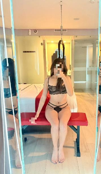 soy PALOMA alta piel morena bonita de cara y cuerpo - Guadalajara