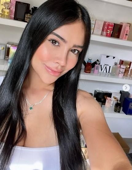 CON GANAS DE UNA RICA SCORT TRATO DE NOVIOS Y MAS