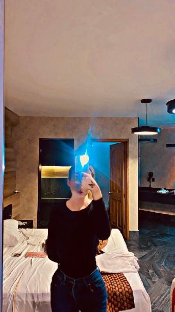 Hola amor soy Violeta, tengo 19 años - Guadalajara