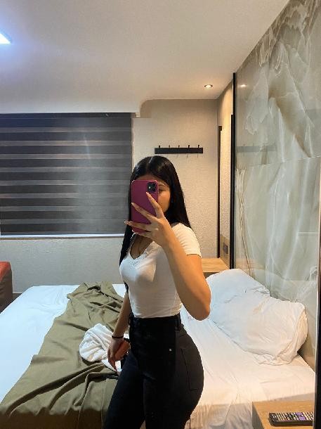 Hola amor mi nombre es Cloe , tengo 18 años - Guadalajara