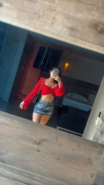 Hola amor mi nombre es Giovanna , tengo 25 años - Guadalajara