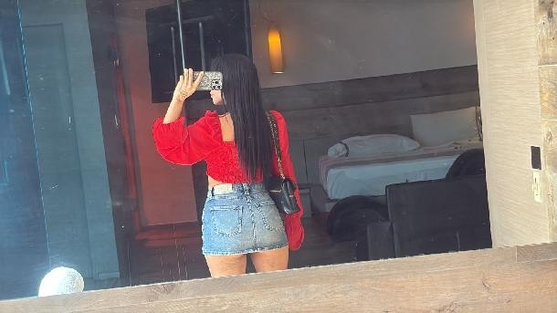 Hola amor mi nombre es Giovanna , tengo 25 años - Guadalajara